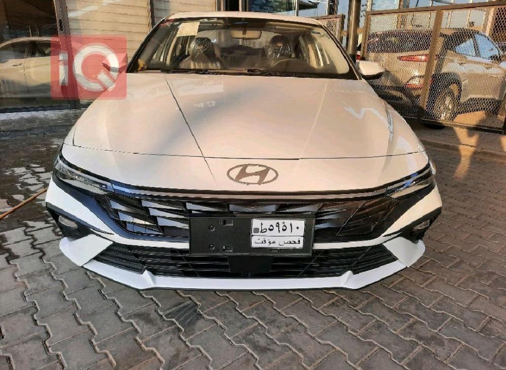 هیوندای ئەلەنترا